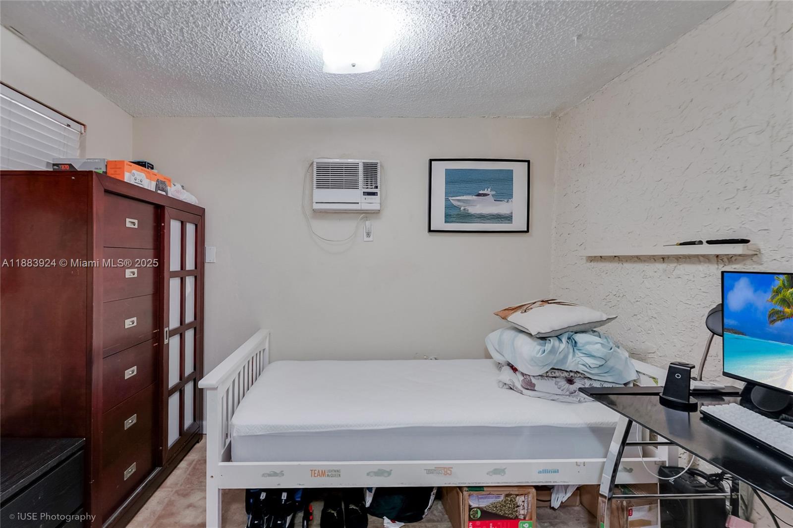  /  2530 sq. ft. $ 2025-09-24 0 Photo