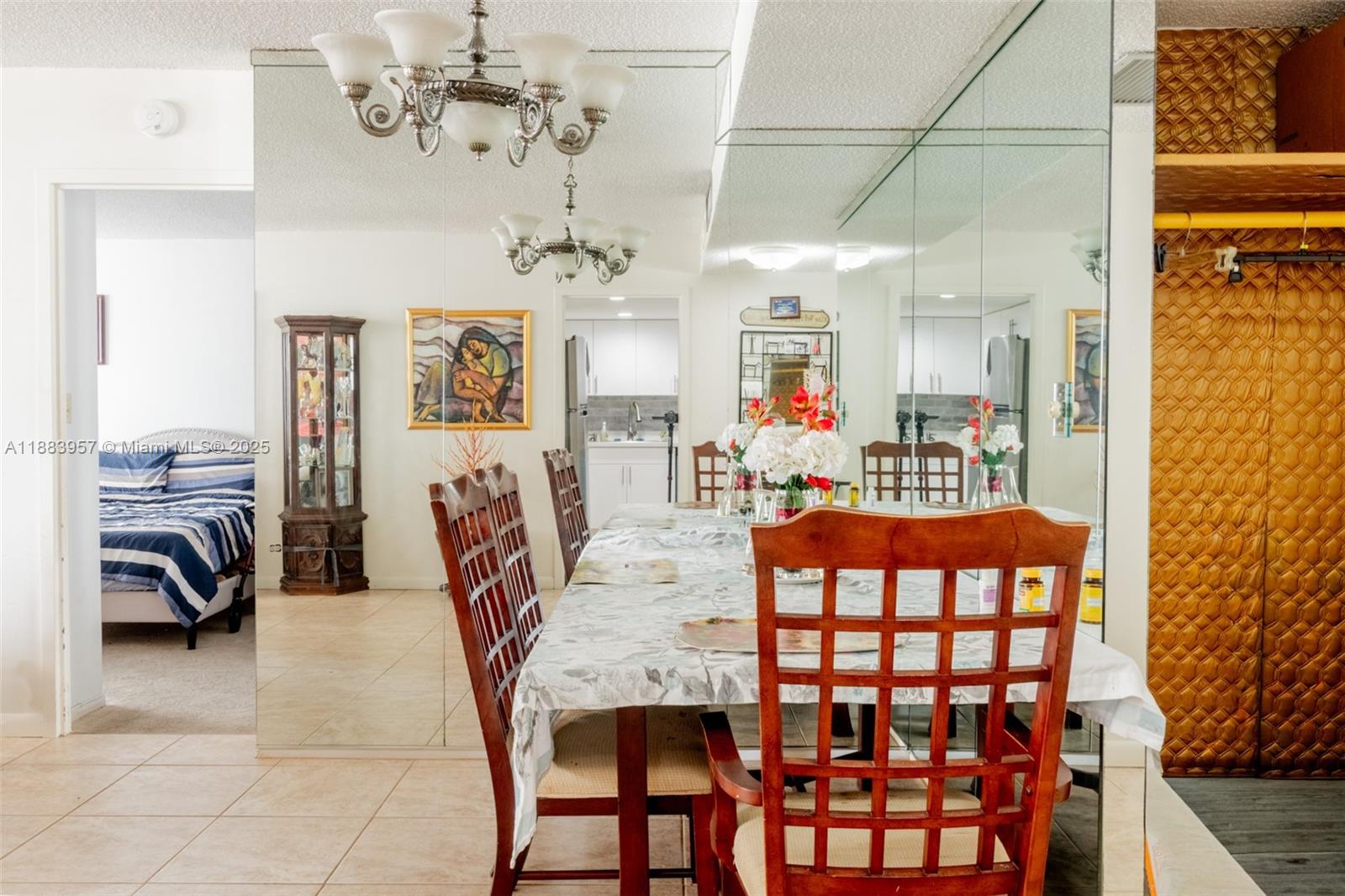 808 2 / 2 1087 sq. ft. $ 2025-09-24 0 Photo