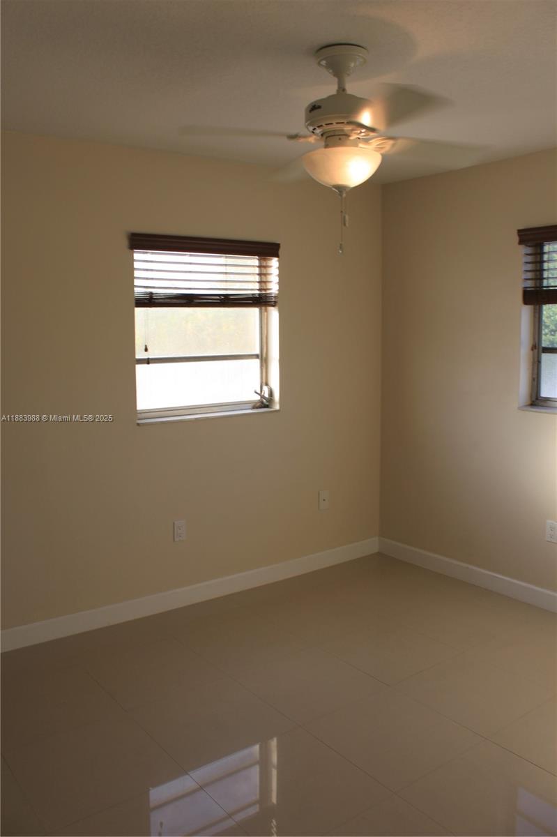   /  2345 sq. ft. $ 2025-09-24 0 Photo