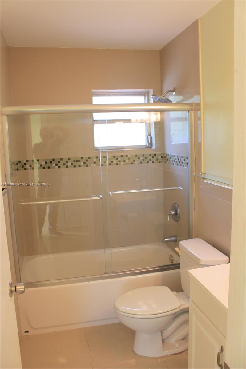   /  2345 sq. ft. $ 2025-09-24 0 Photo