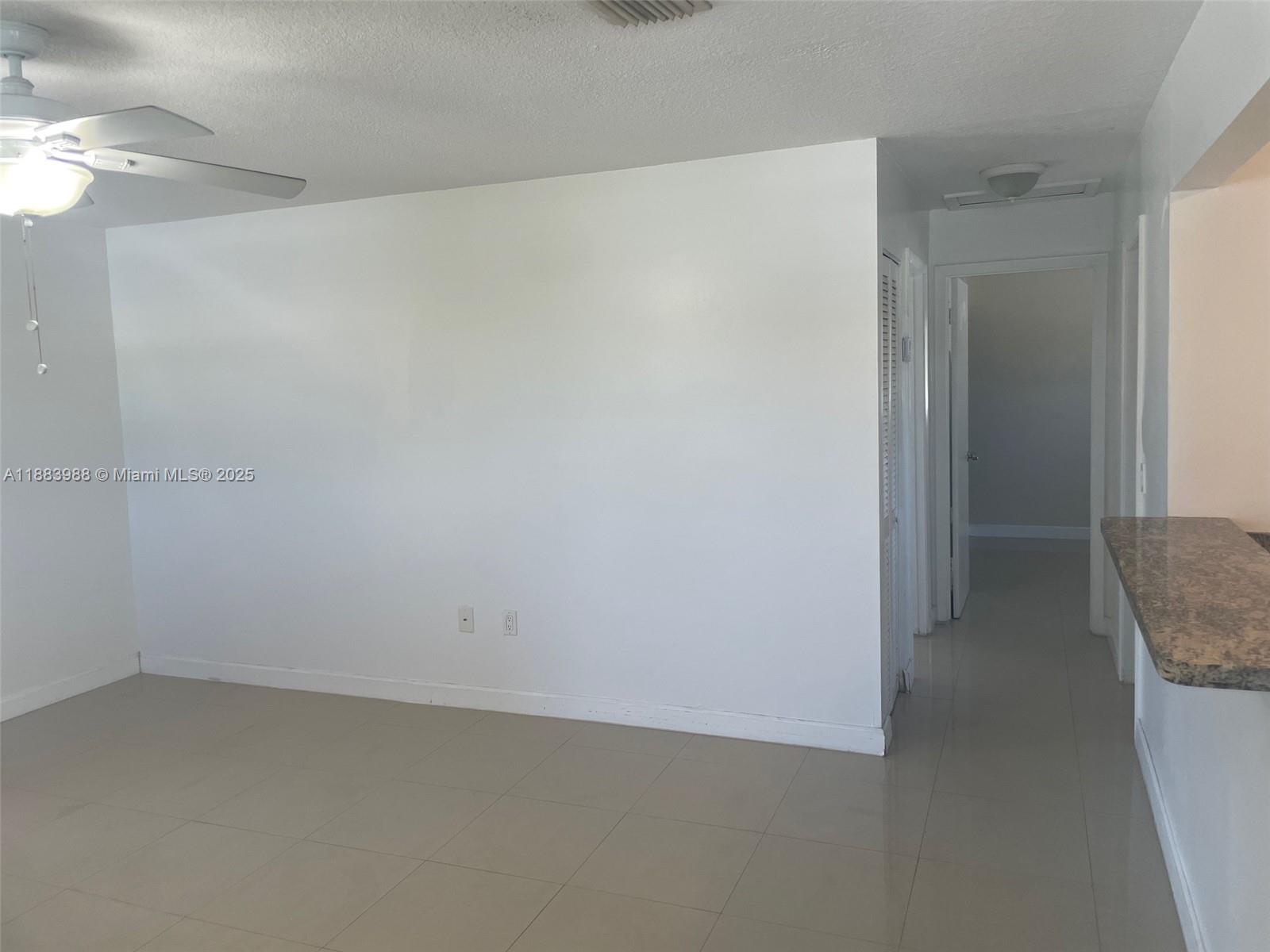   /  2345 sq. ft. $ 2025-09-24 0 Photo