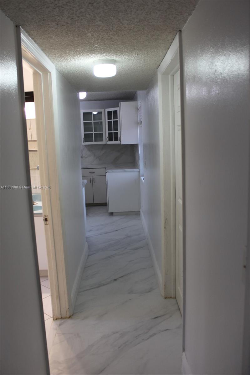   /  2345 sq. ft. $ 2025-09-24 0 Photo