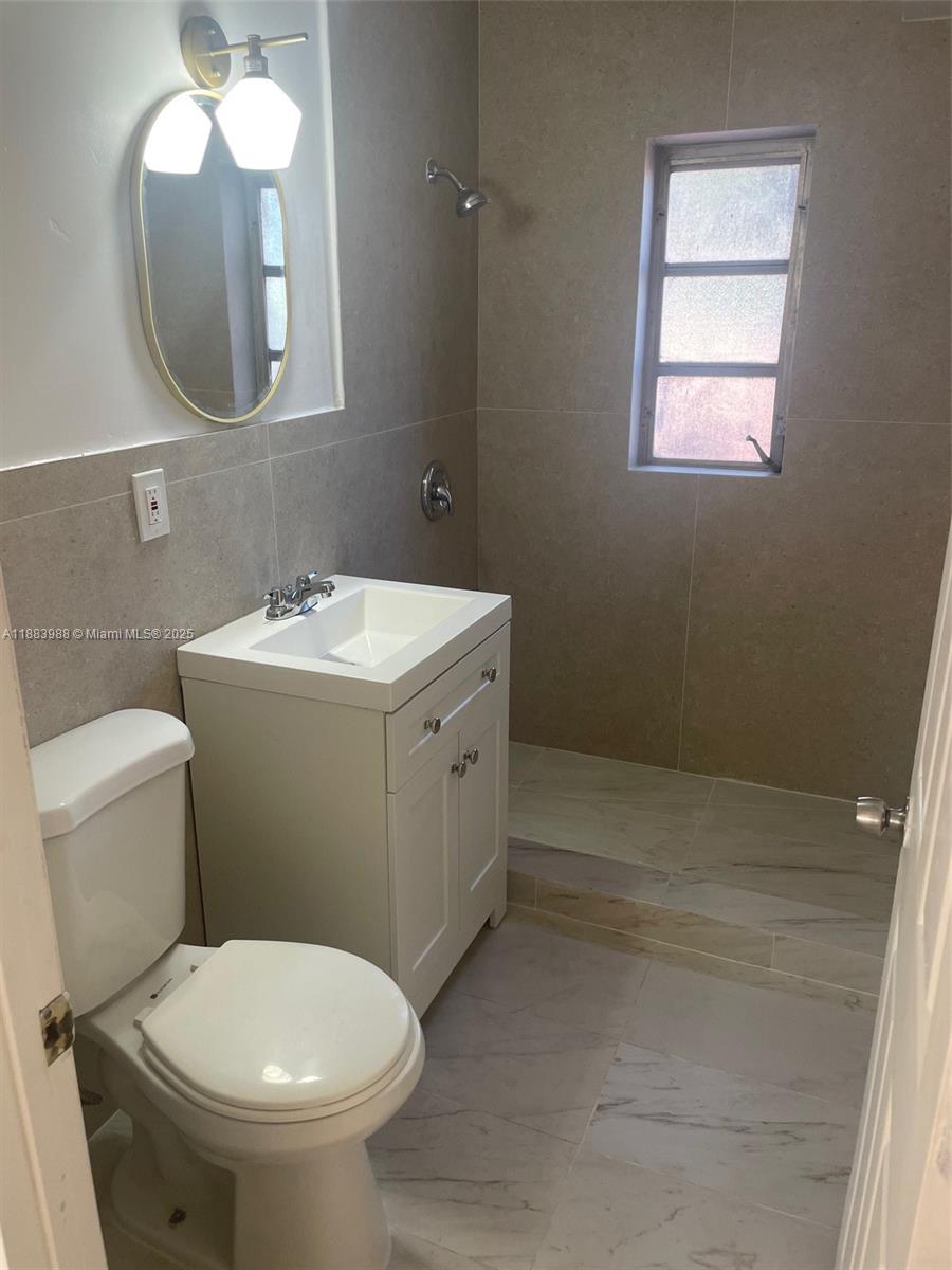  /  2345 sq. ft. $ 2025-09-24 0 Photo