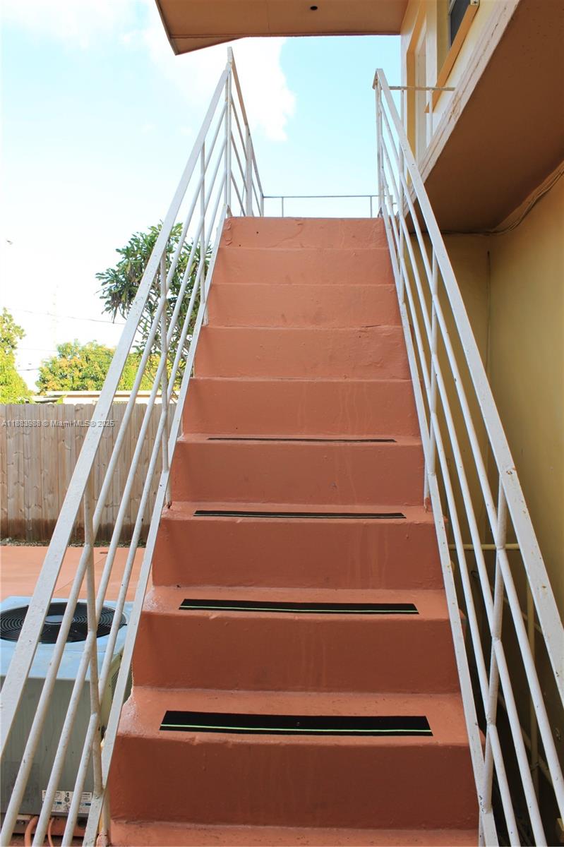   /  2345 sq. ft. $ 2025-09-24 0 Photo