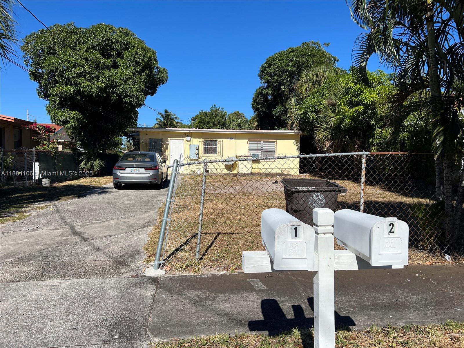 See details / 1360 sq. ft. $ 2025-09-24 0 Photo