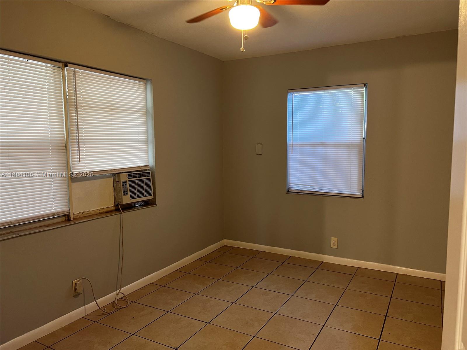 See details / 1360 sq. ft. $ 2025-09-24 0 Photo
