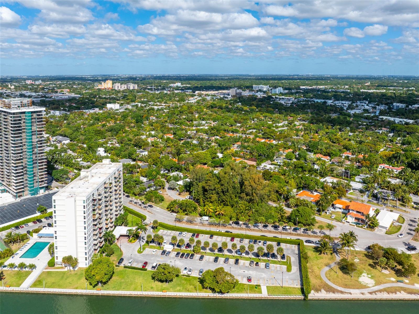 See details / sq. ft. $ 2025-09-24 0 Photo