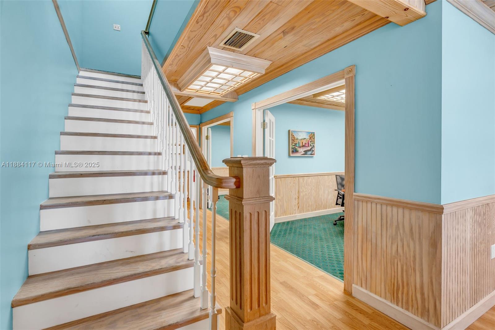 1B  /   sq. ft. $ 2025-09-24 0 Photo