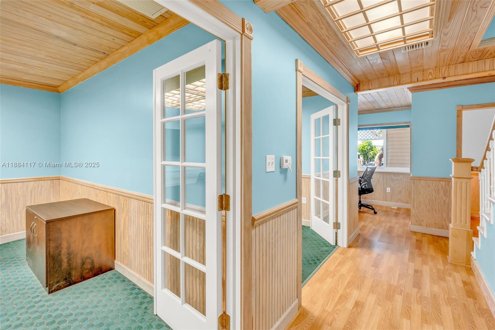 1B  /   sq. ft. $ 2025-09-24 0 Photo