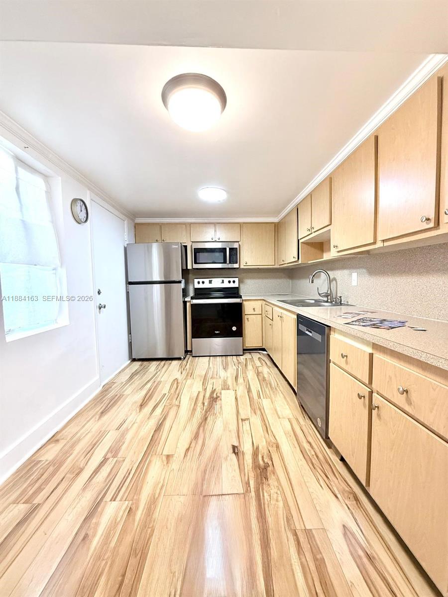 G304 2 / 2 1789 sq. ft. $ 2026-04-03 0 foto