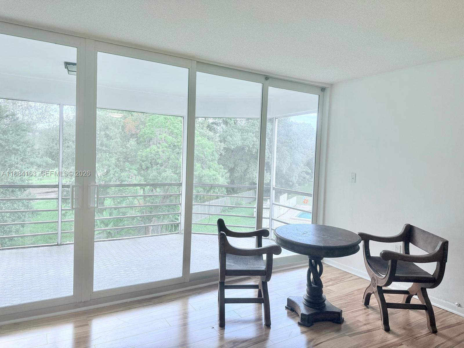 G304 2 / 2 1789 sq. ft. $ 2026-04-03 0 foto