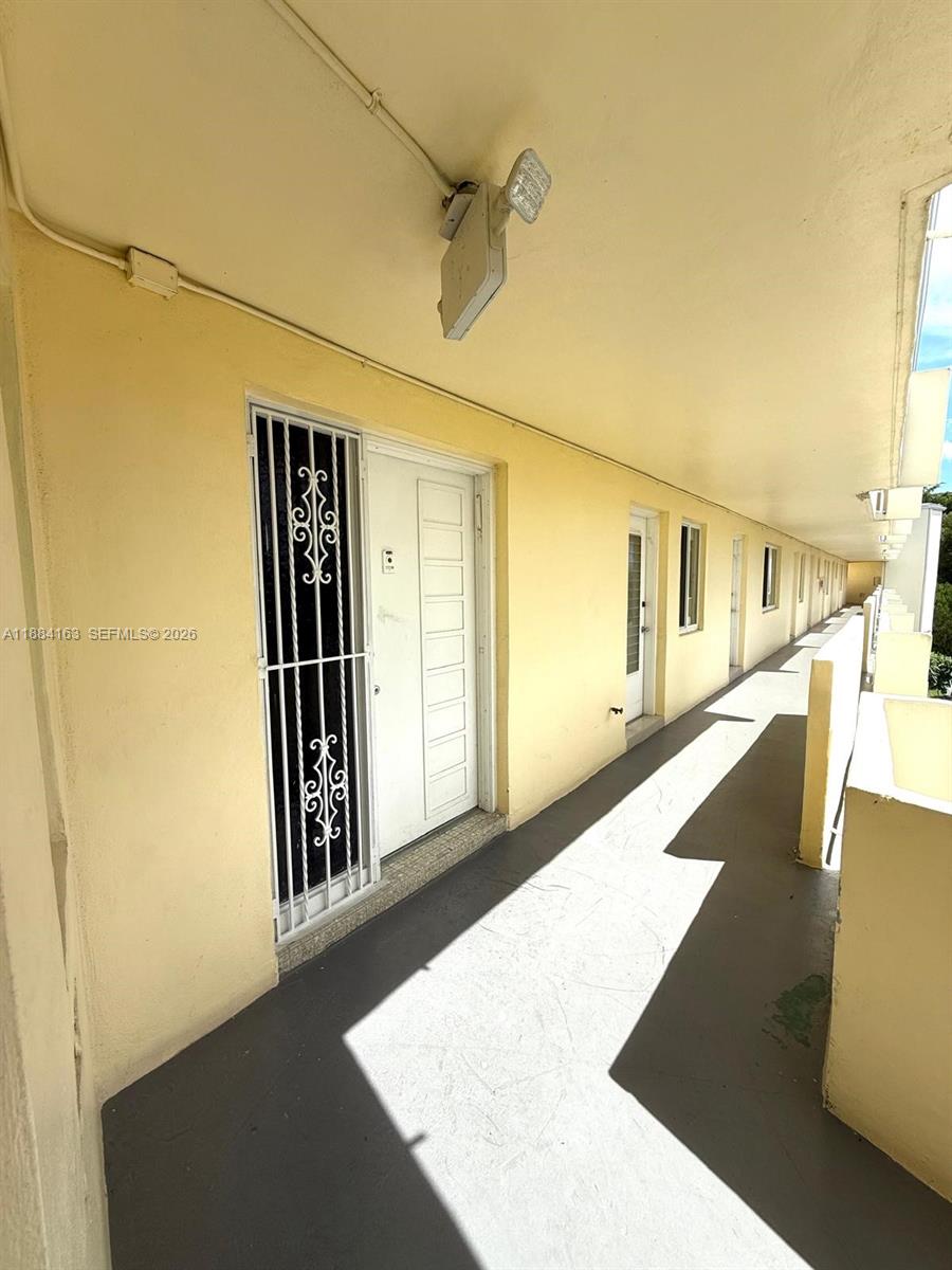 G304 2 / 2 1789 sq. ft. $ 2026-04-03 0 foto