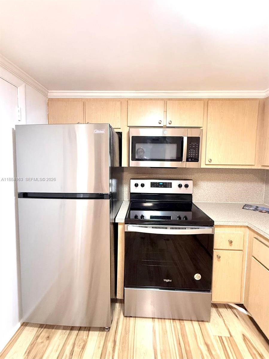G304 2 / 2 1789 sq. ft. $ 2026-04-03 0 foto