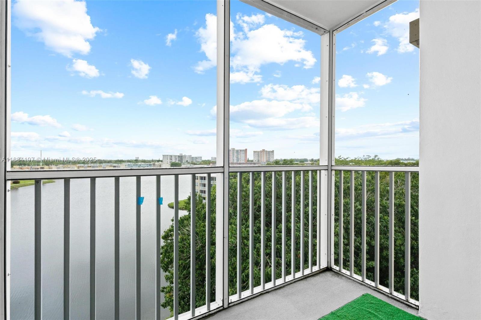 700-1 2 / 2 1633 sq. ft. $ 2025-09-24 0 Photo