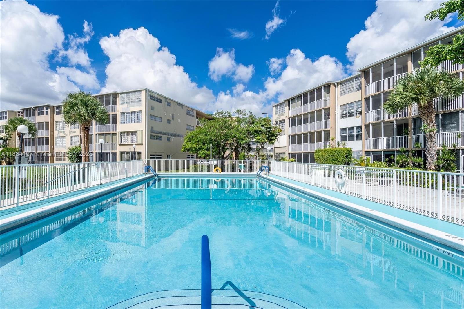 700-1 2 / 2 1633 sq. ft. $ 2025-09-24 0 Photo