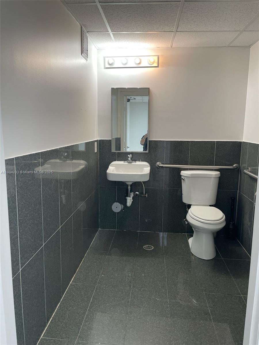 See details 1-A / sq. ft. $ 2025-09-24 0 Photo