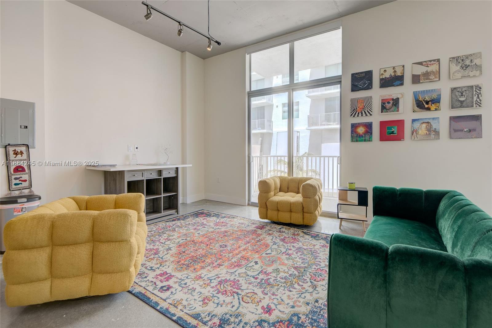 Photo of 2100 Van Buren St  #417, Hollywood, Florida, 33020 - 
