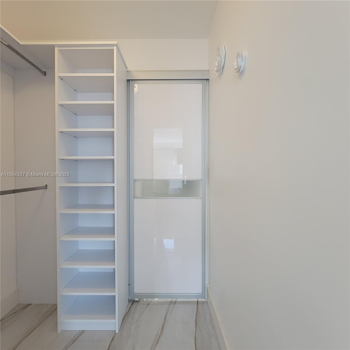 Photo of 2030 Ocean Dr  #920, Hallandale Beach, Florida, 33009 - Primary Walk In Closet