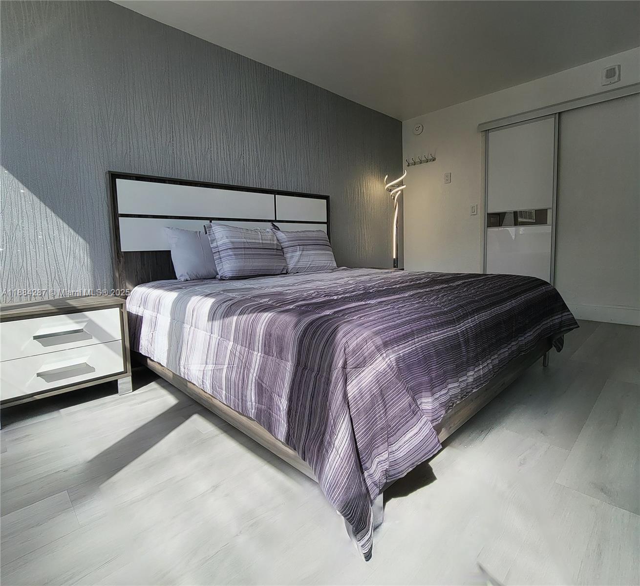 Photo of 2030 Ocean Dr  #920, Hallandale Beach, Florida, 33009 - 2nd Bedroom