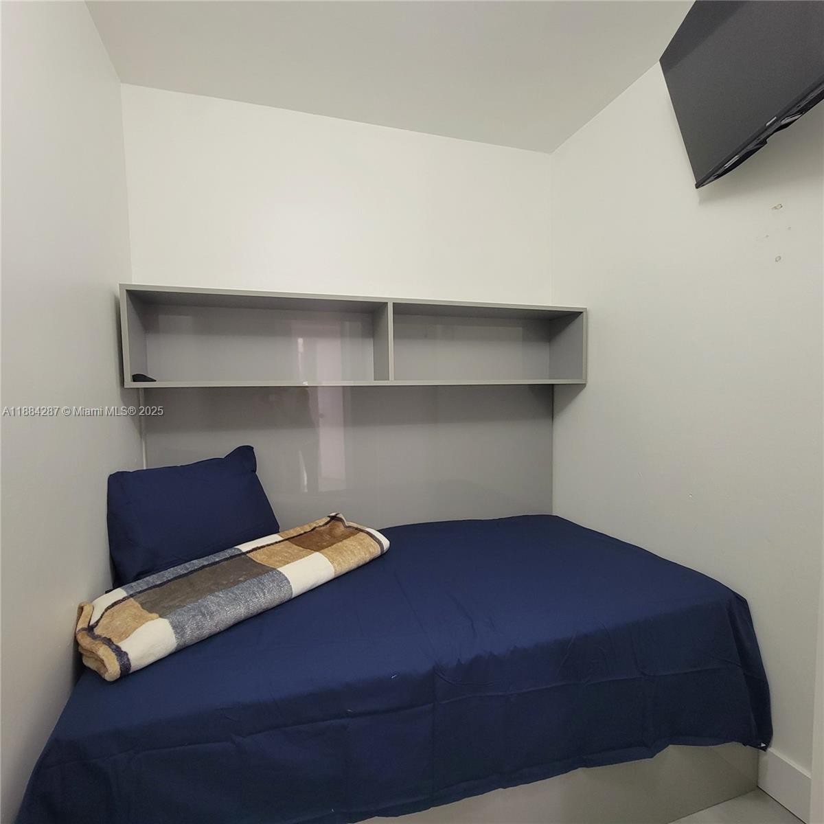 Photo of 2030 Ocean Dr  #920, Hallandale Beach, Florida, 33009 - 3rd Bedroom