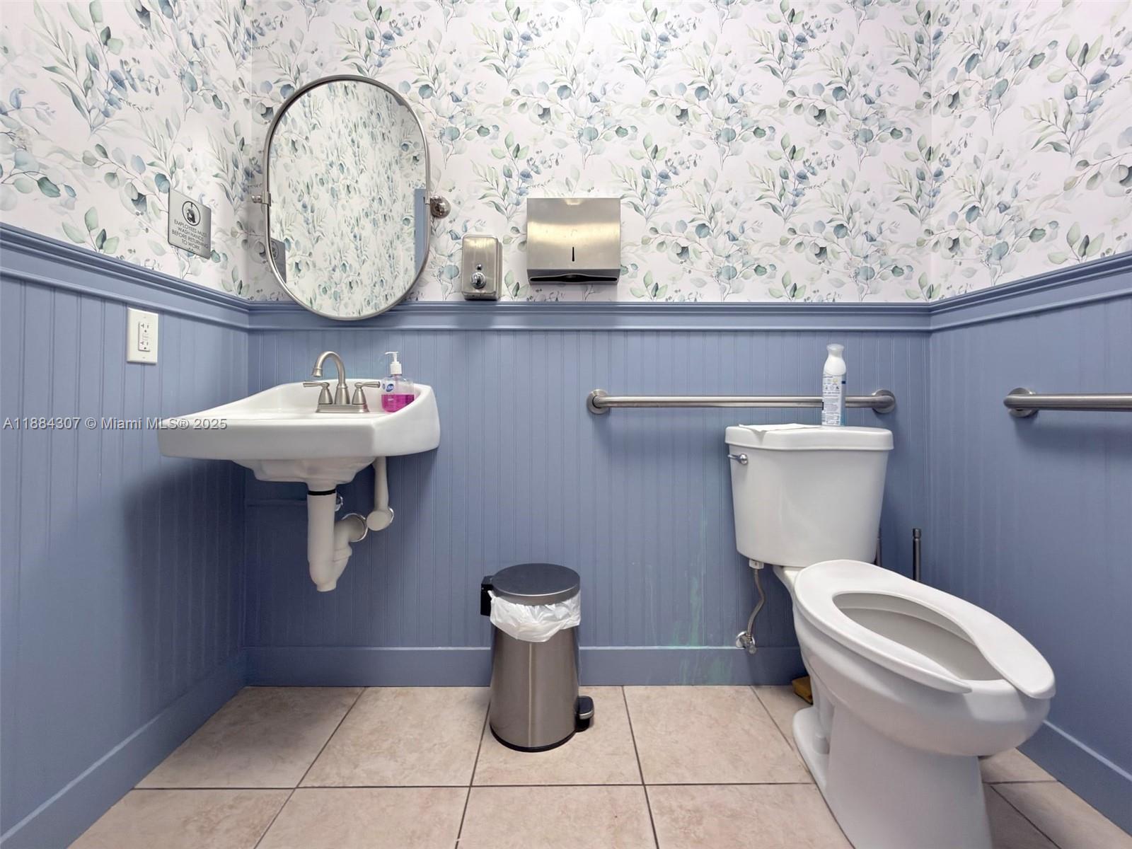 See details / sq. ft. $ 2025-09-24 0 Photo