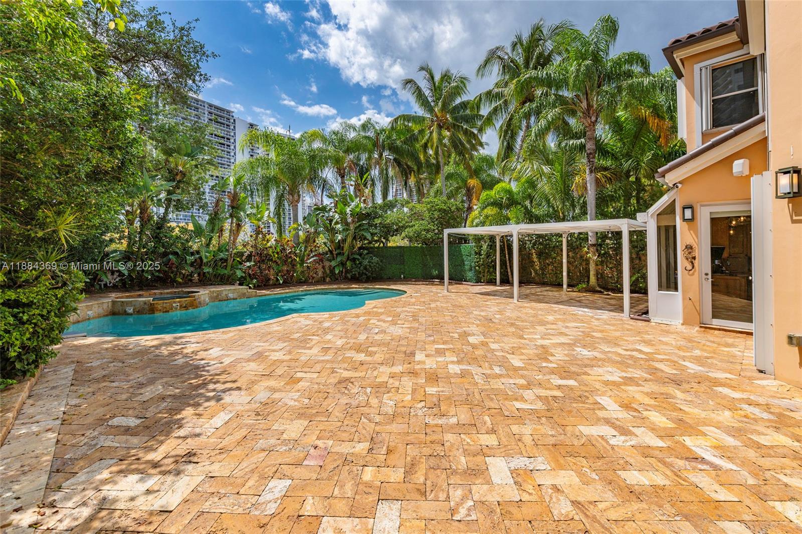 Photo of 3780 207th Ter (3780), Aventura, Florida, 33180 -