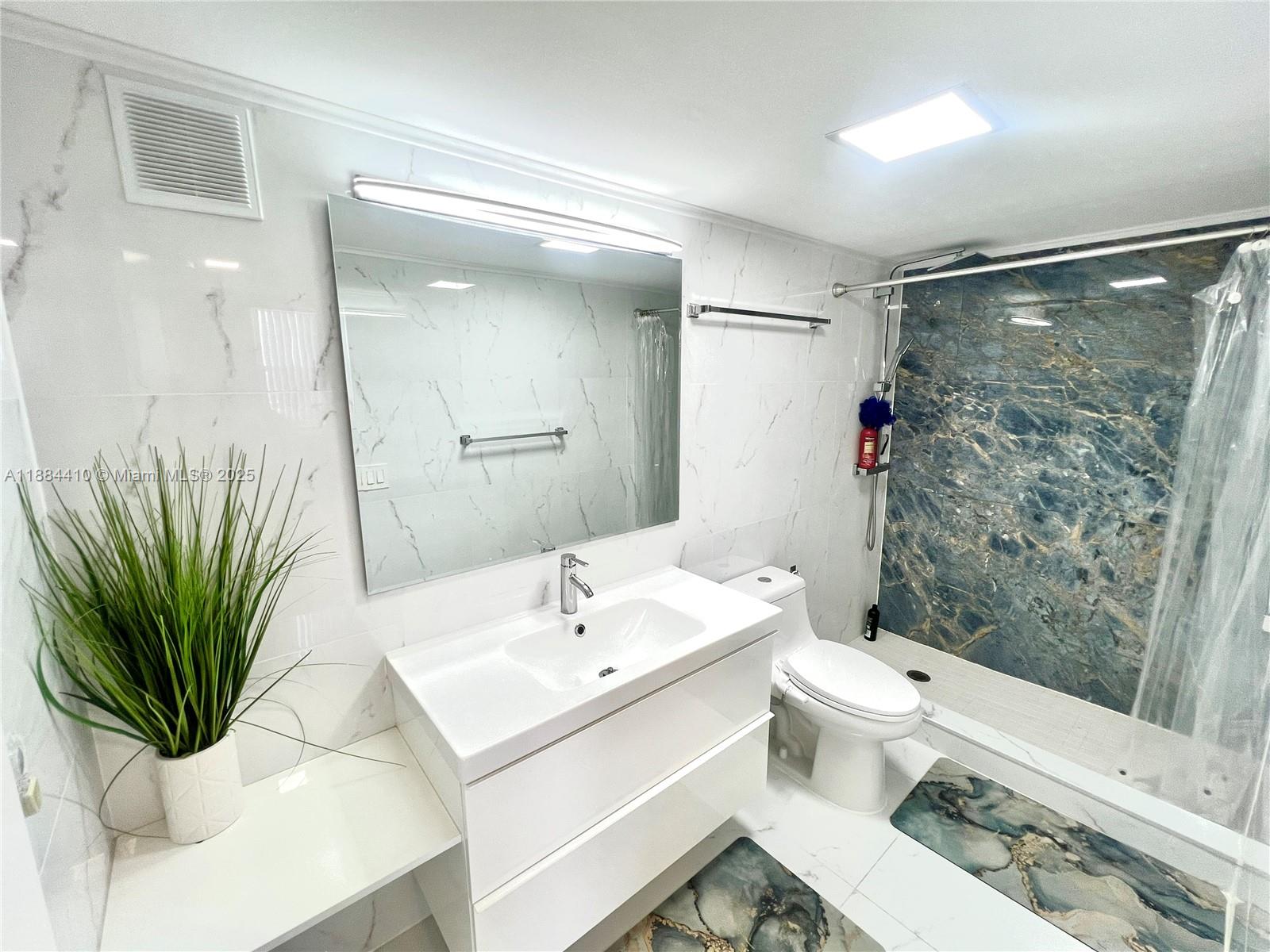 Photo of 437 Golden Isles Dr  #14G, Hallandale Beach, Florida, 33009 - 