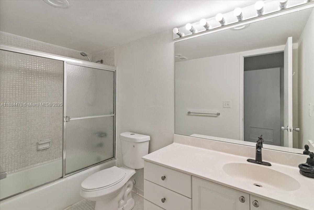 Photo of 19380 Collins Ave  #121, Sunny Isles Beach, Florida, 33160 - 