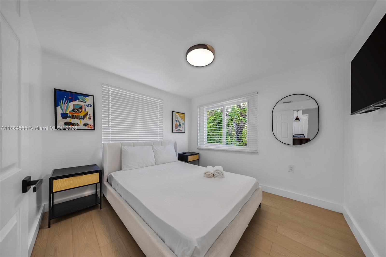   /   sq. ft. $ 2025-09-25 0 Photo