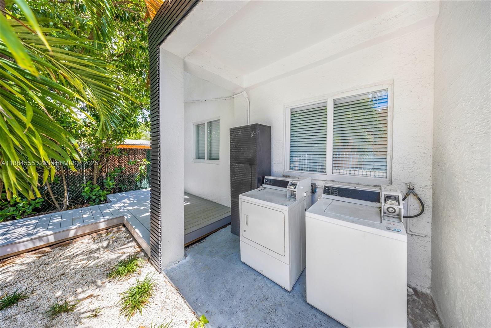   /   sq. ft. $ 2025-09-25 0 Photo
