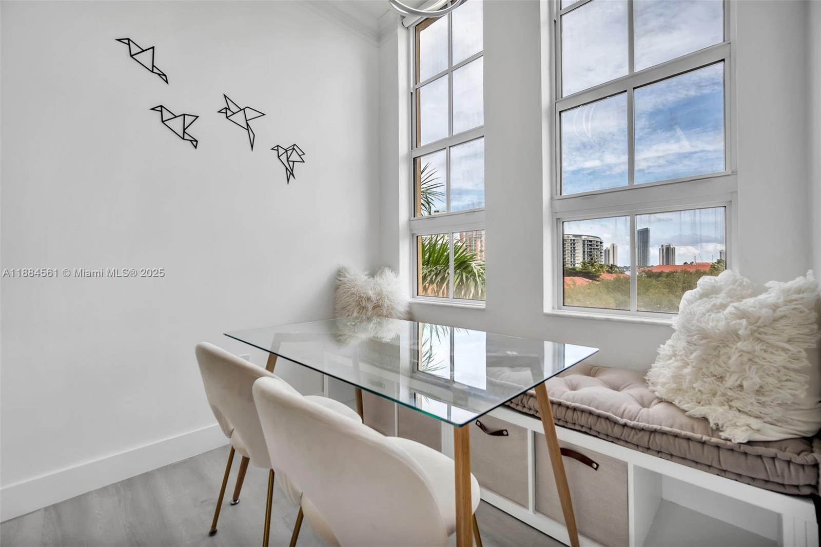 Photo of 3001 185th St  #523, Aventura, Florida, 33180 - 