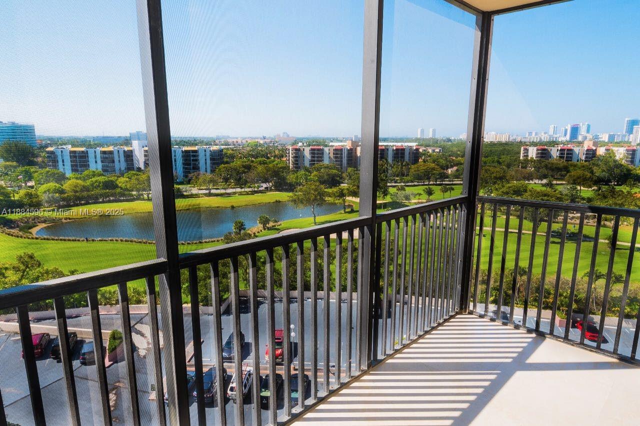 Photo of 20301 Country Club Dr  #1122, Aventura, Florida, 33180 - 