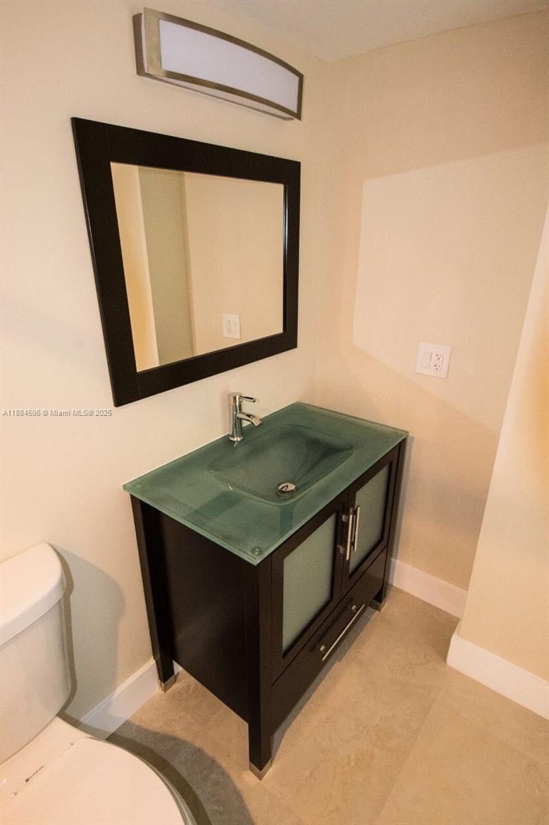 Photo of 20301 Country Club Dr  #1122, Aventura, Florida, 33180 - 