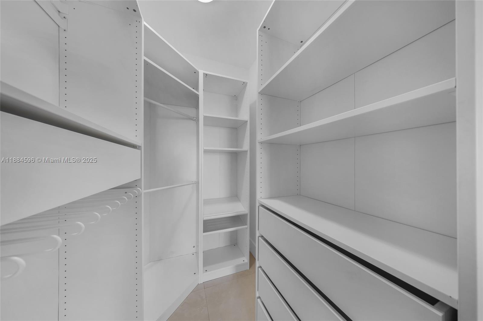 Photo of 20301 Country Club Dr #1122, Aventura, Florida, 33180 -