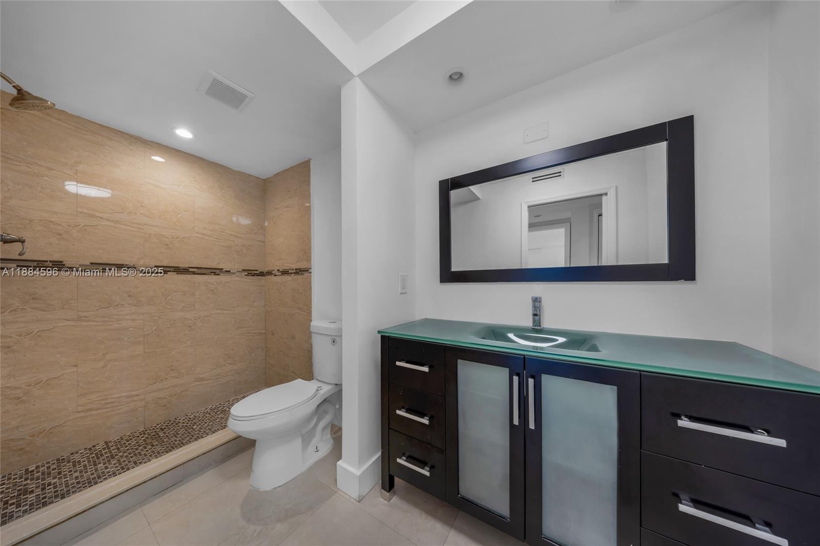 Photo of 20301 Country Club Dr #1122, Aventura, Florida, 33180 -