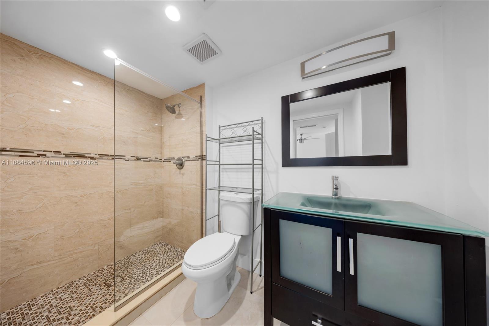 Photo of 20301 Country Club Dr #1122, Aventura, Florida, 33180 -