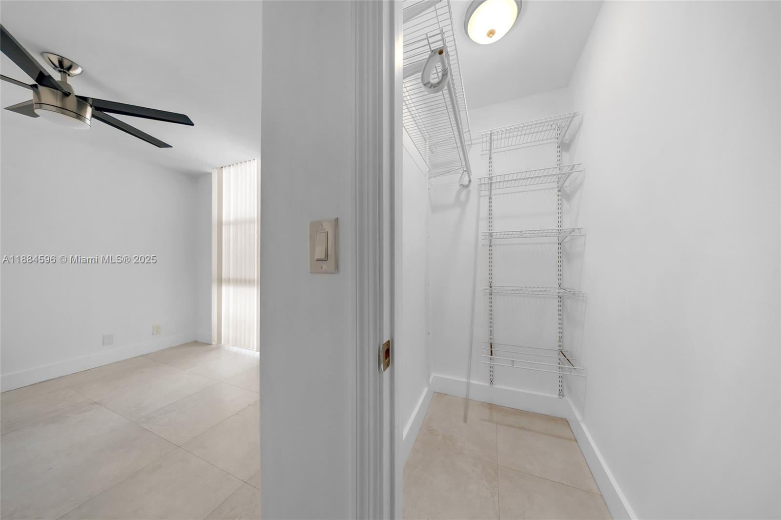 Photo of 20301 Country Club Dr #1122, Aventura, Florida, 33180 -