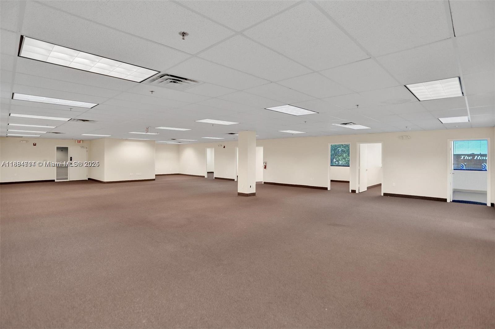   /   sq. ft. $ 2025-09-25 0 Photo