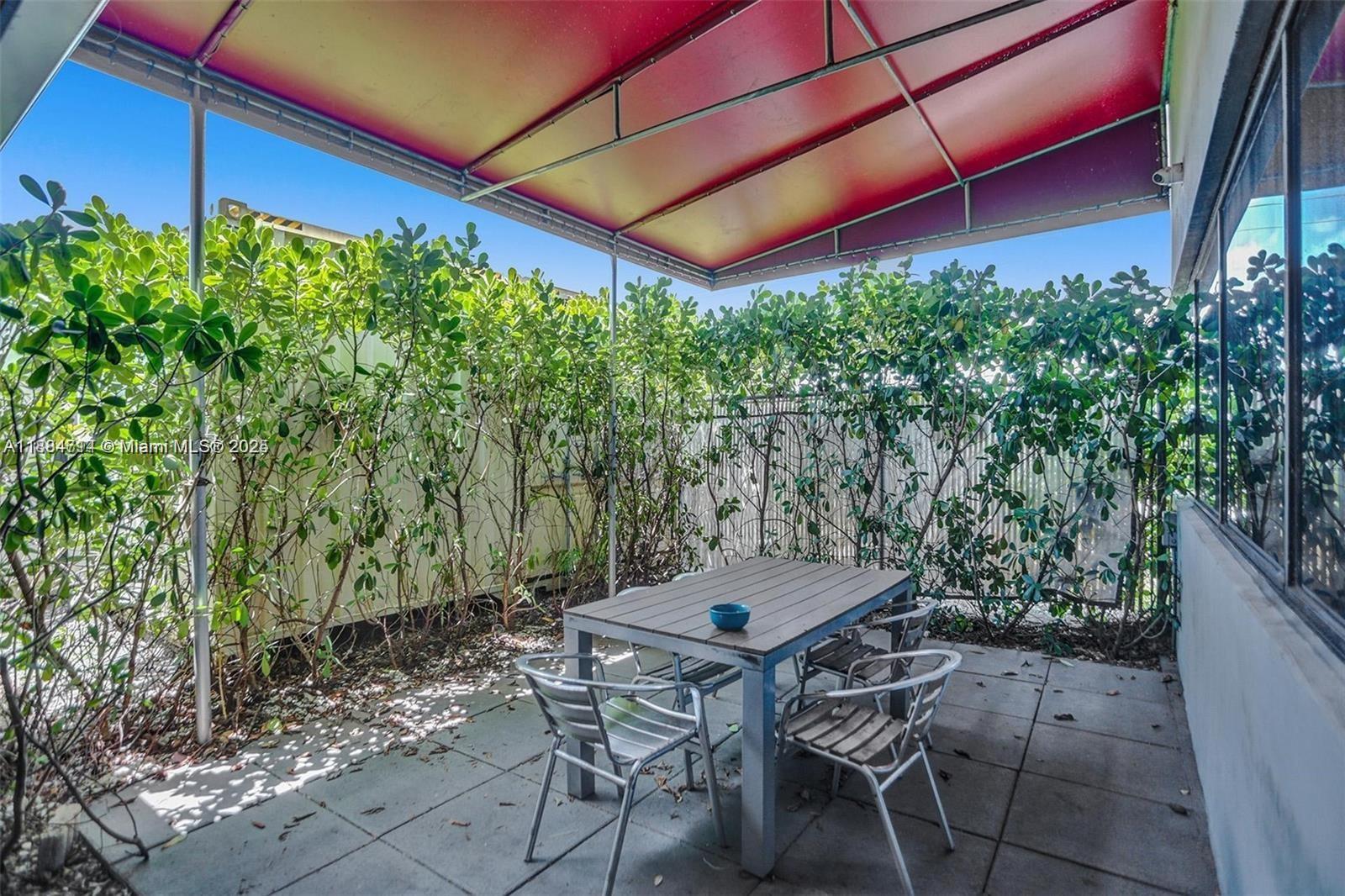   /   sq. ft. $ 2025-09-25 0 Photo