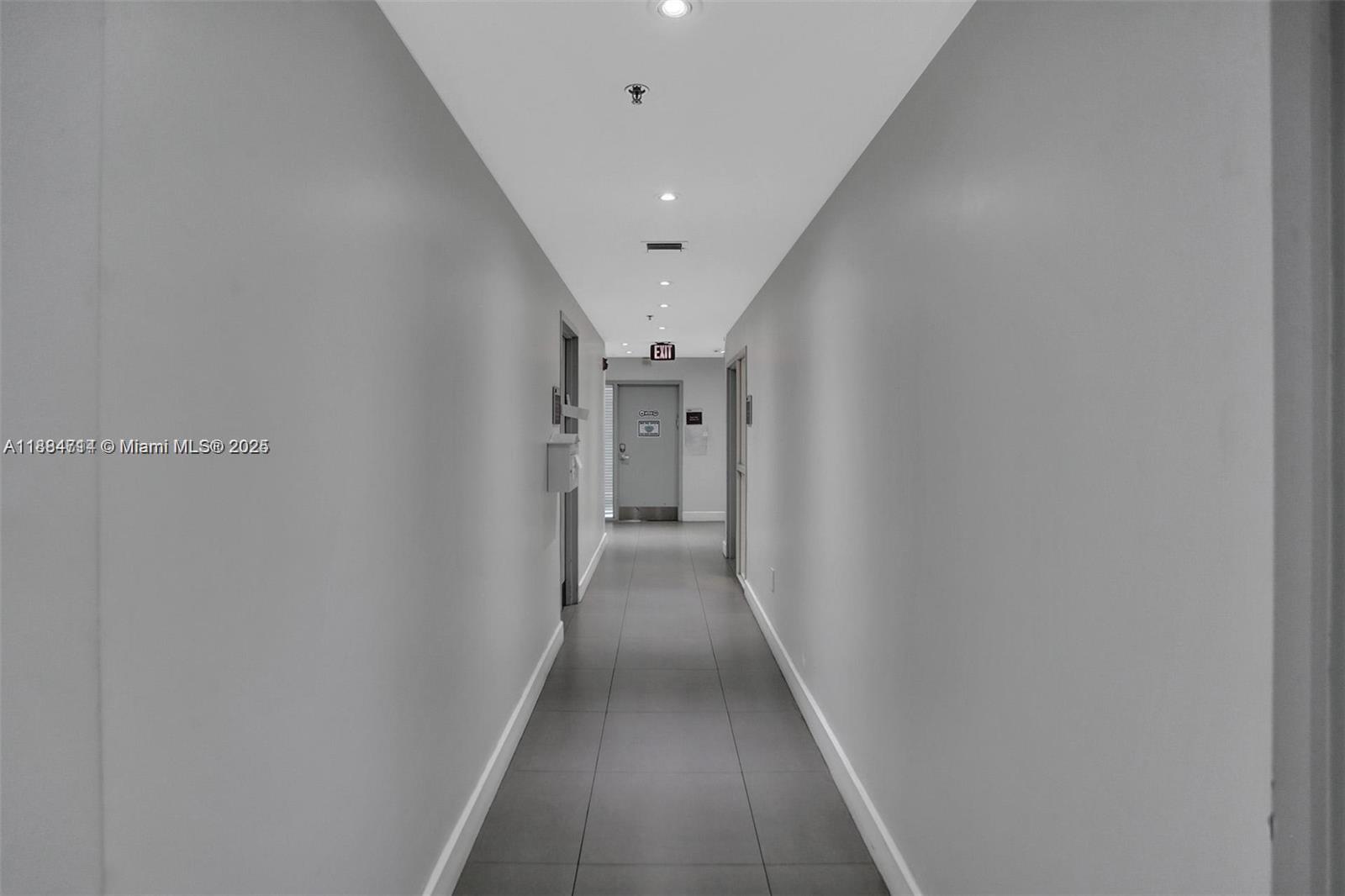   /   sq. ft. $ 2025-09-25 0 Photo