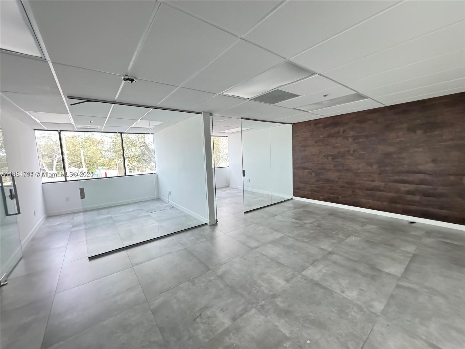   /   sq. ft. $ 2025-09-25 0 Photo