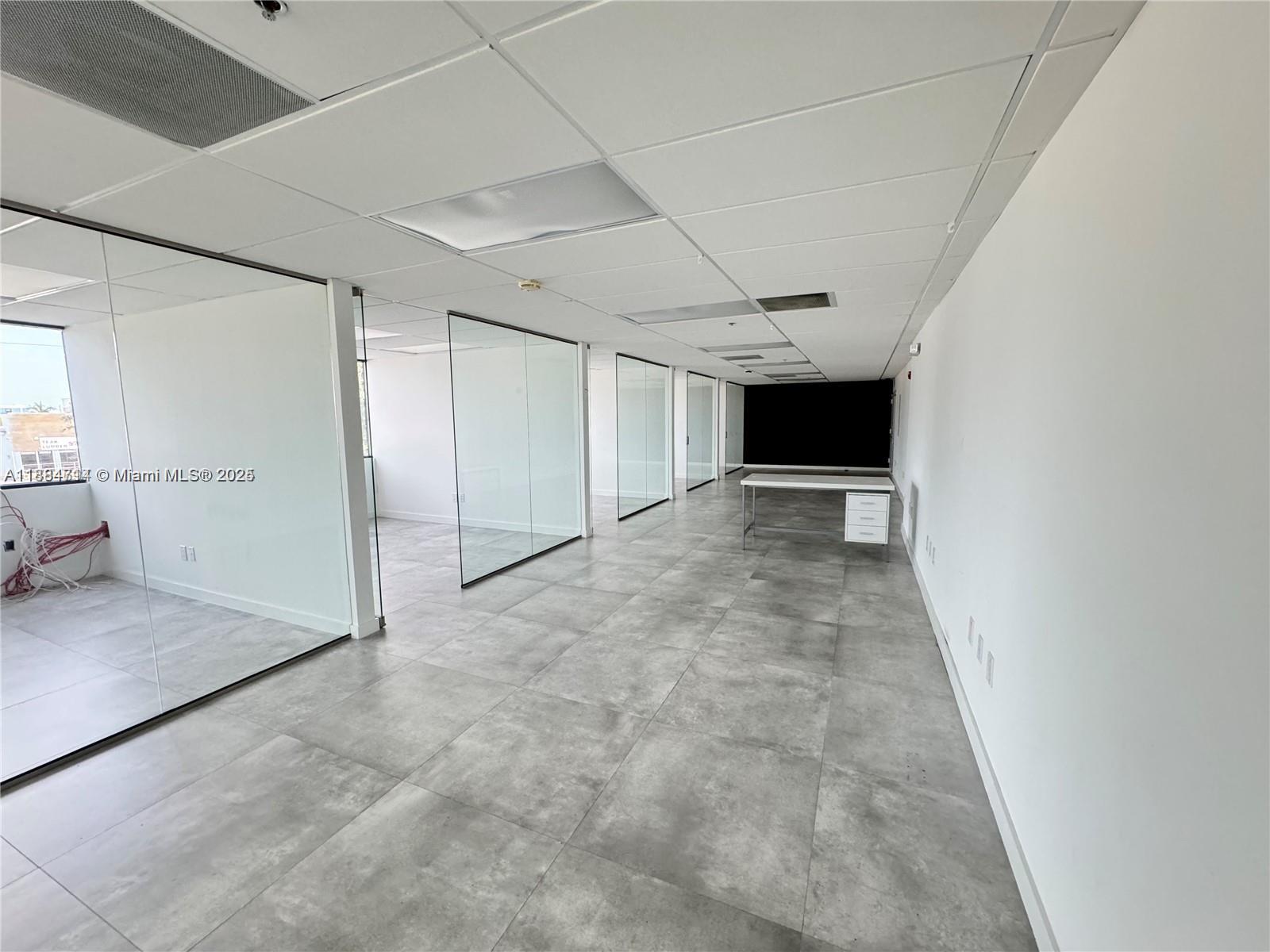   /   sq. ft. $ 2025-09-25 0 Photo
