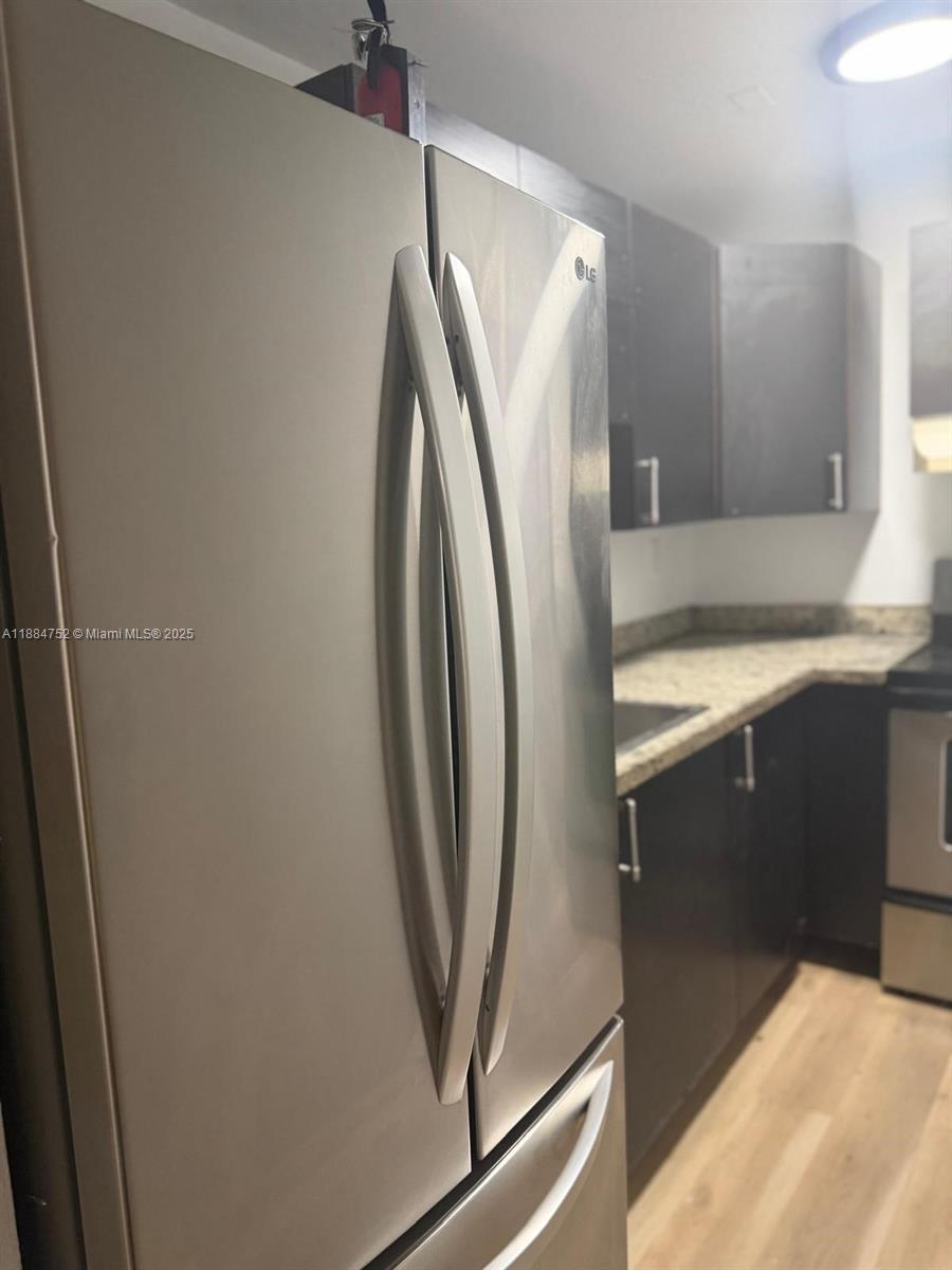 See details / 1452 sq. ft. $ 2025-09-25 0 Photo