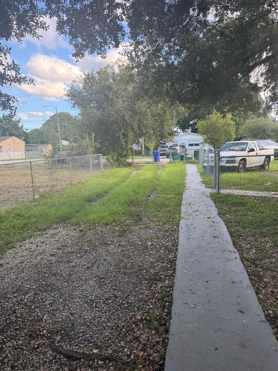 See details / 1452 sq. ft. $ 2025-09-25 0 Photo