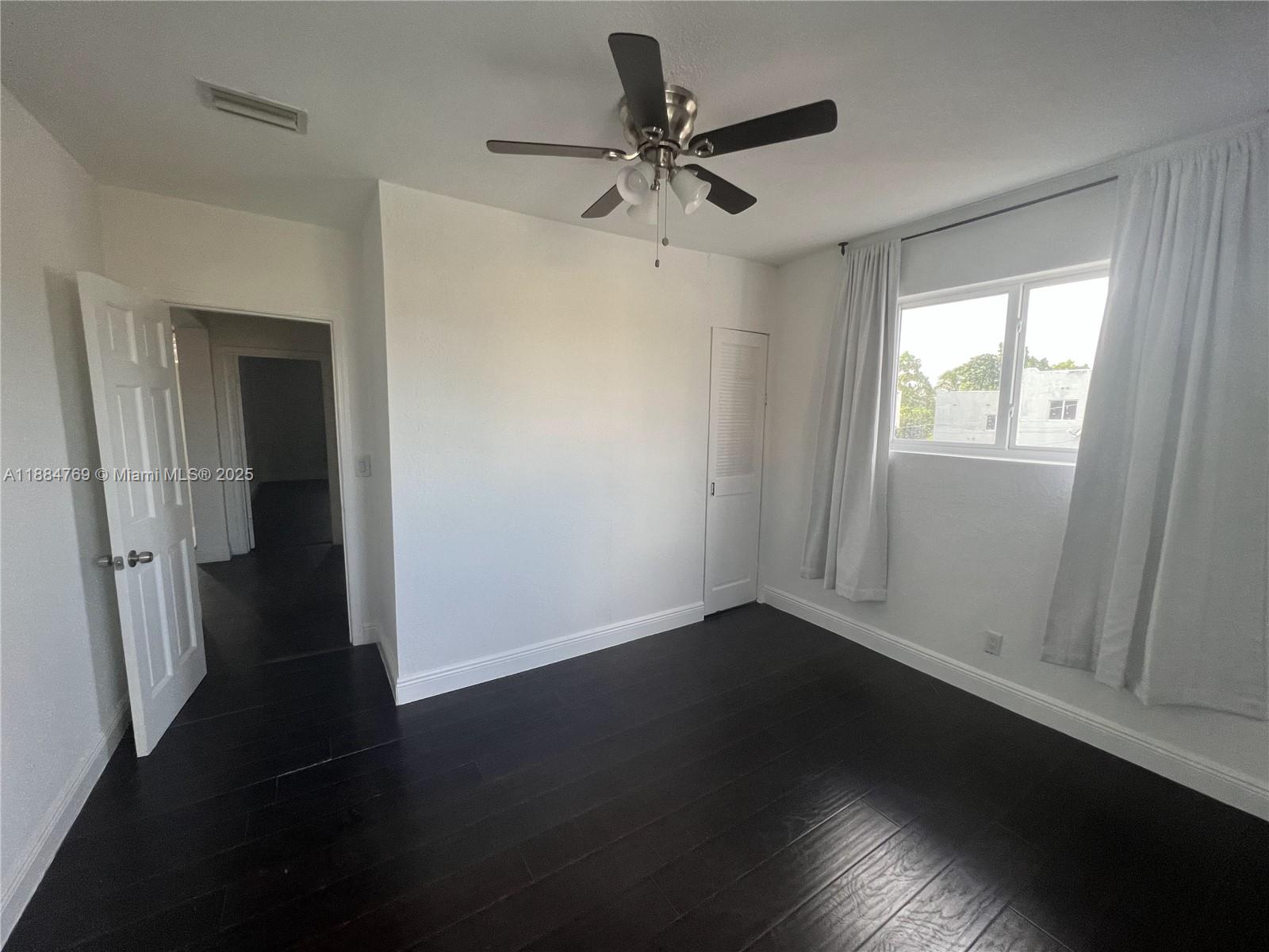   /  3264 sq. ft. $ 2025-09-25 0 Photo