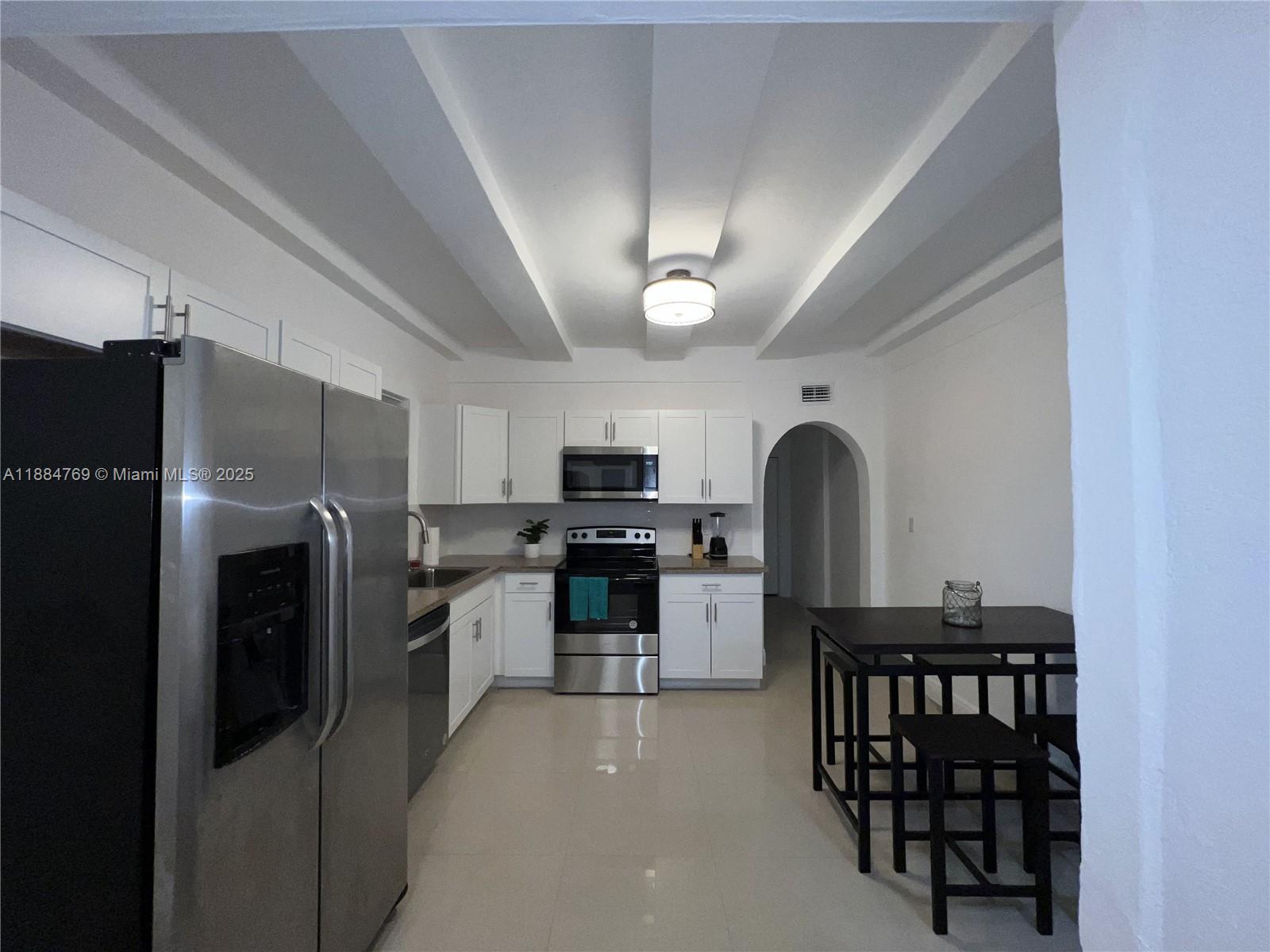   /  3264 sq. ft. $ 2025-09-25 0 Photo