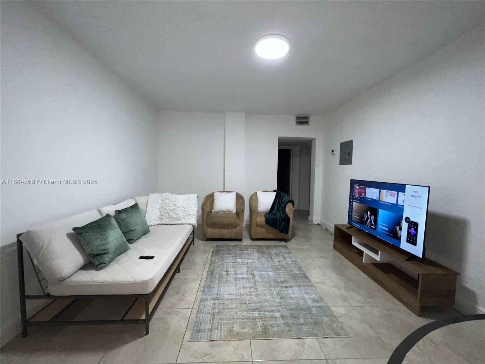   /  3264 sq. ft. $ 2025-09-25 0 Photo