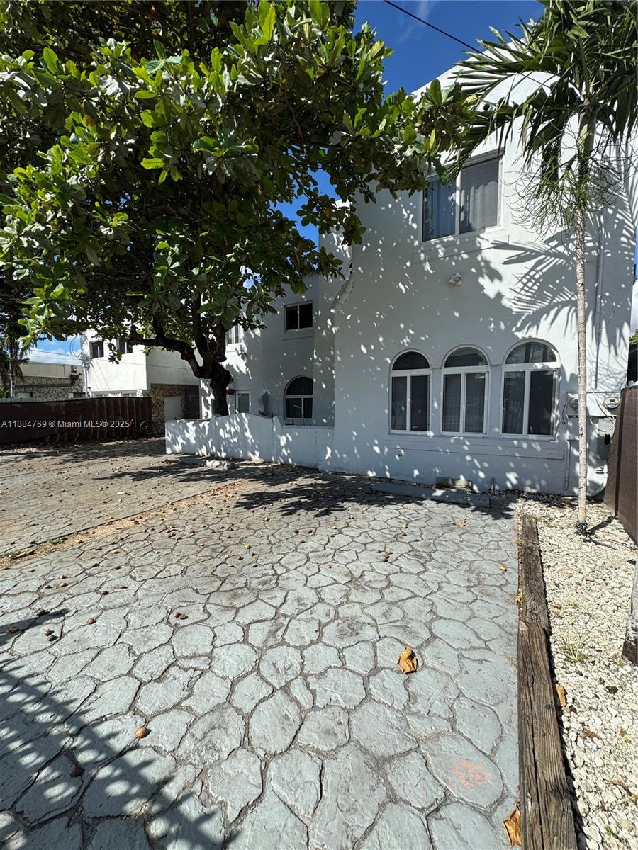   /  3264 sq. ft. $ 2025-09-25 0 Photo
