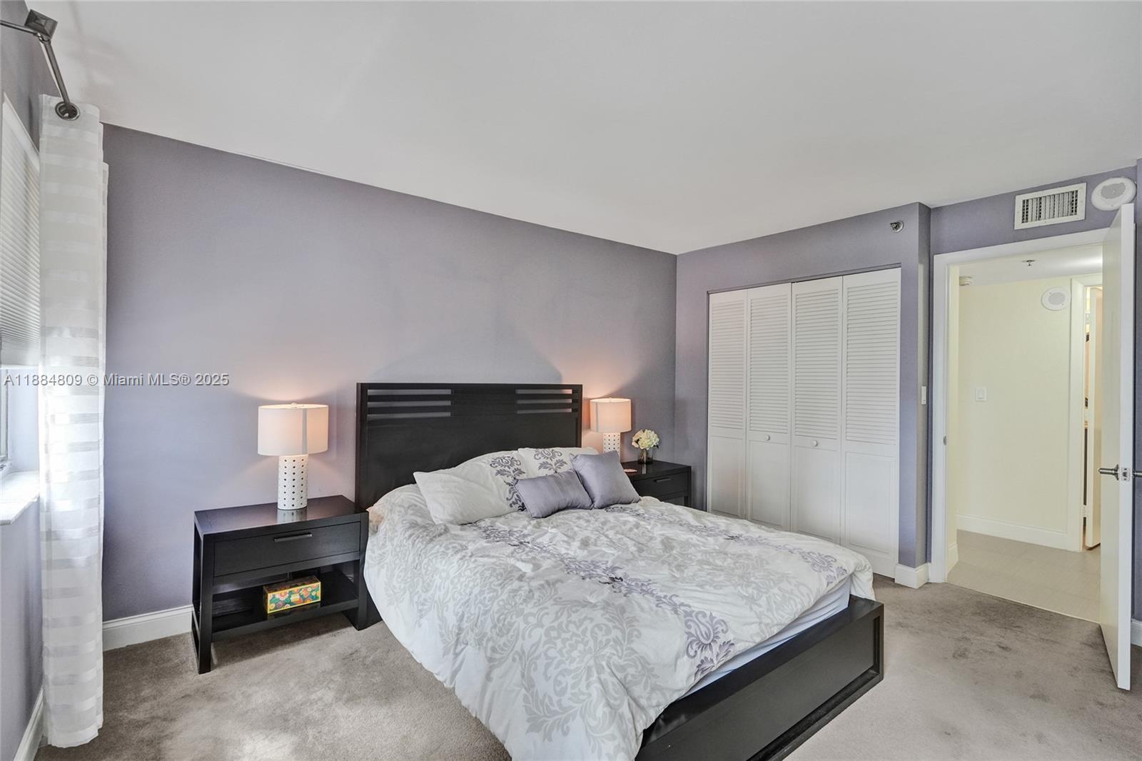 Photo of 1201 Ocean Dr  #611N, Hollywood, Florida, 33019 - 