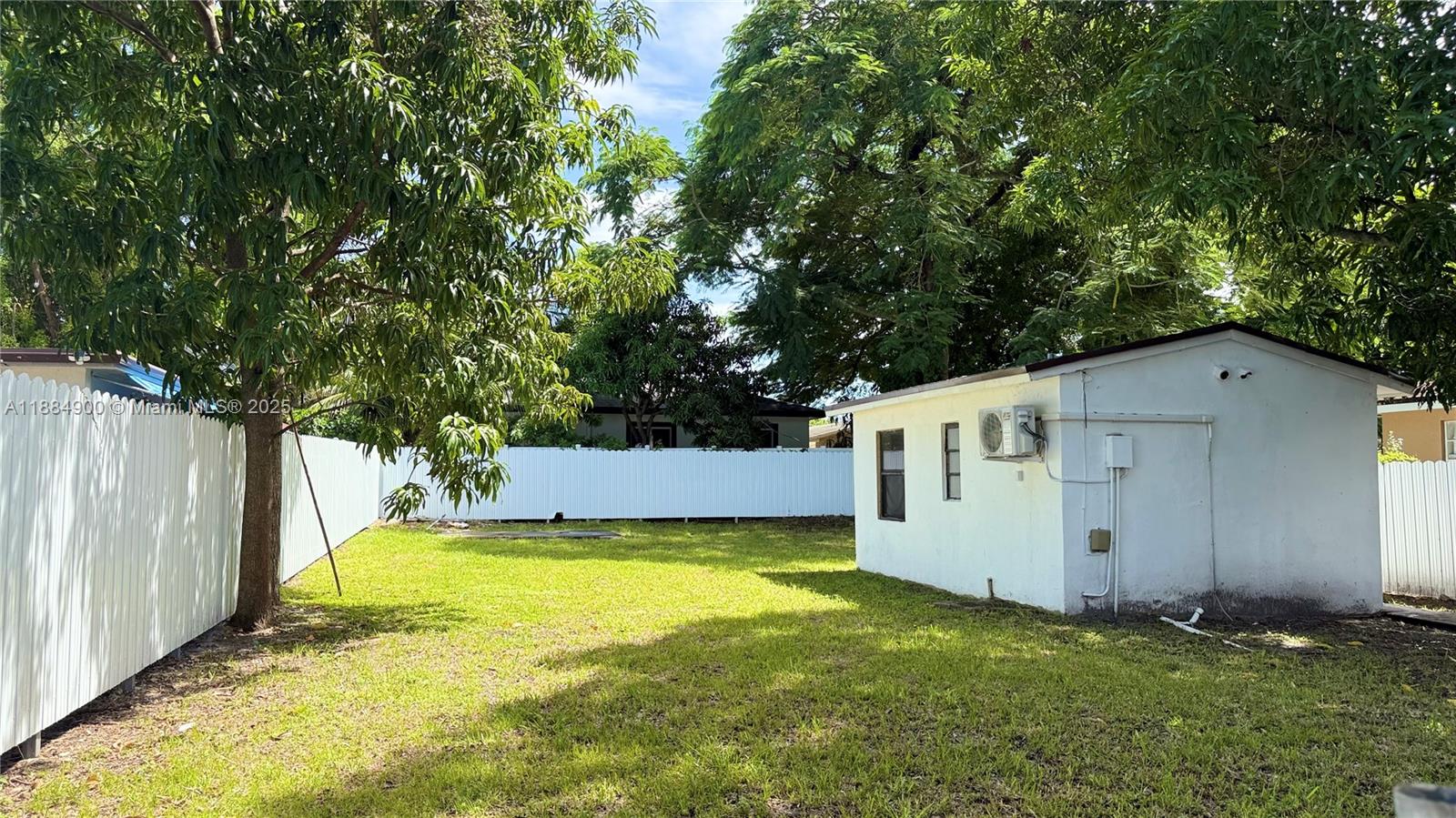 See details / 1046 sq. ft. $ 2025-09-25 0 Photo